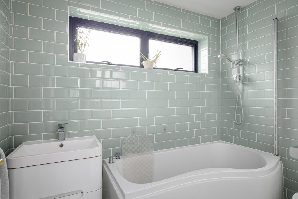 Additional image 22 of Meadow Road, Great Chesterford, CB10