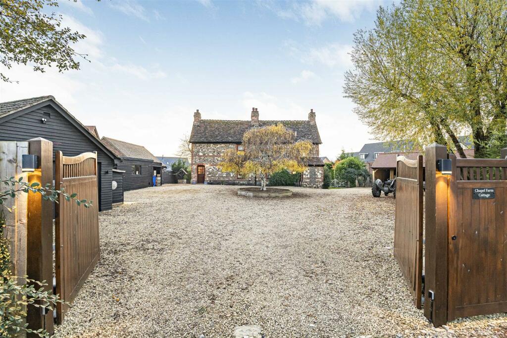 Additional image 19 of Anne Sucklings Lane, Little Wratting, Haverhill