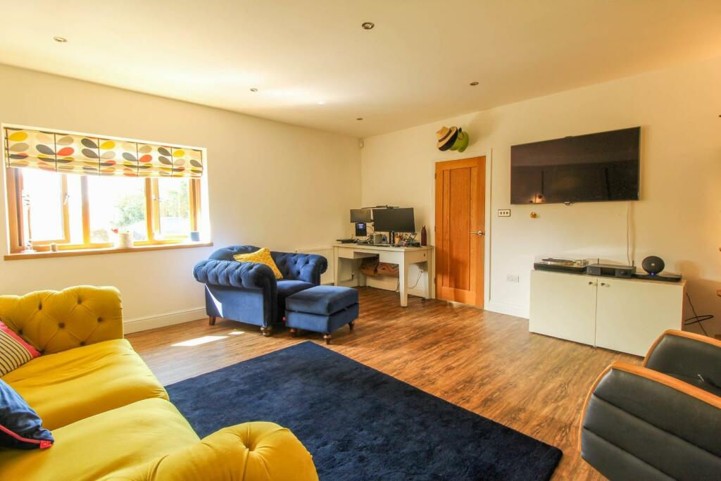 Additional image 9 of West Drive, Highfields Caldecote, Cambridge