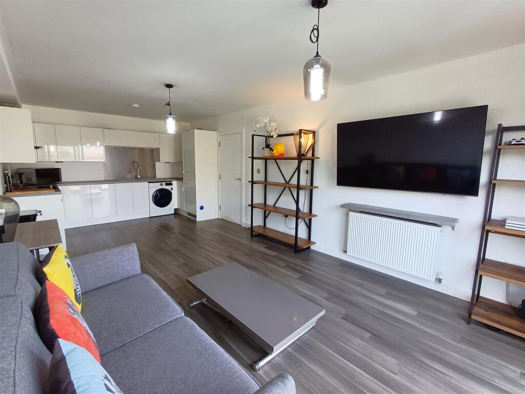 Additional image 15 of 16 South Coast Road, Peacehaven