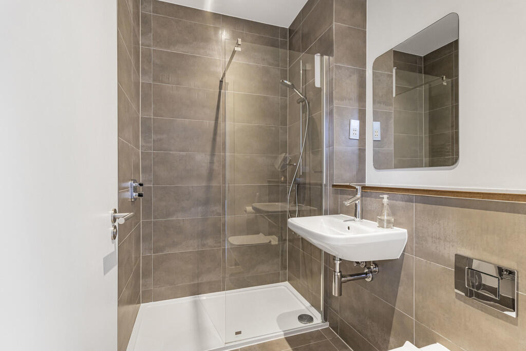 Additional image 16 of Walton Way, Cambridge