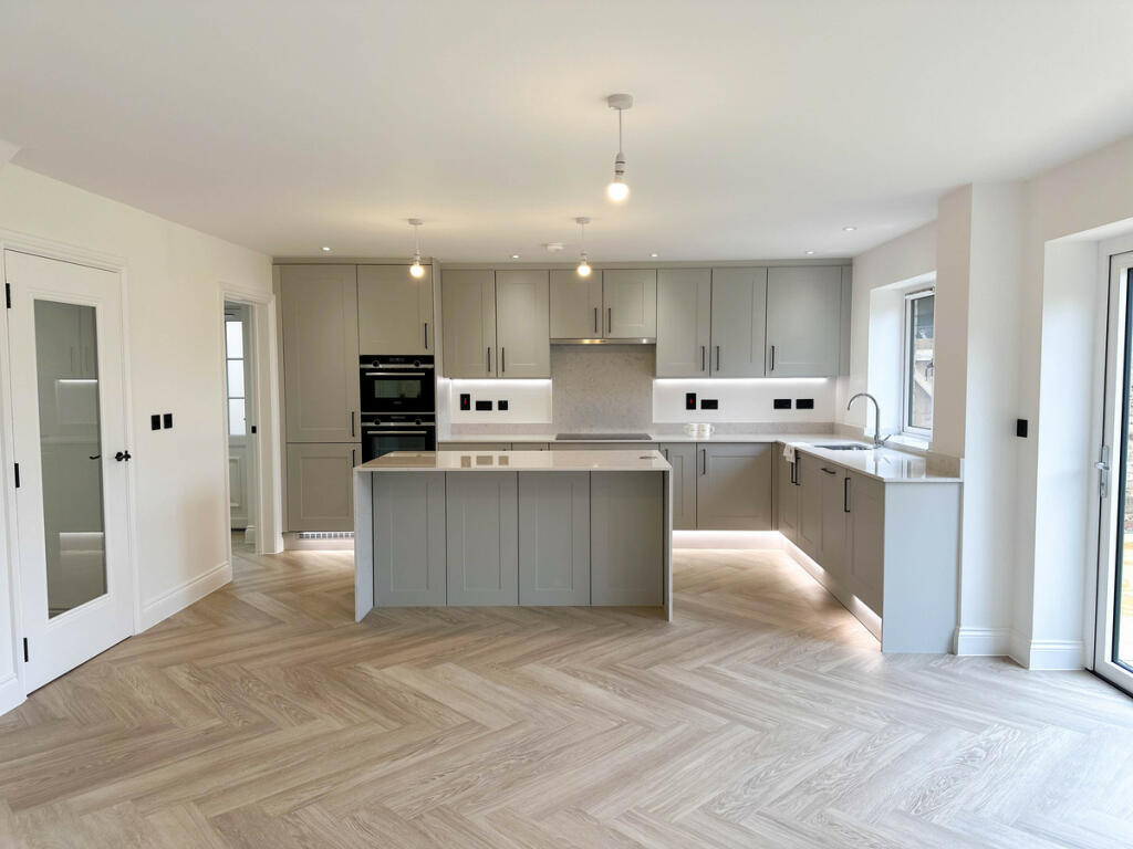 Additional image 26 of Hayfield Lodge, New Road, Over, CB24