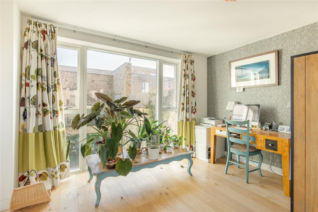 Additional image 6 of Clay Farm Drive, Trumpington, Cambridge, Cambridgeshire, CB2