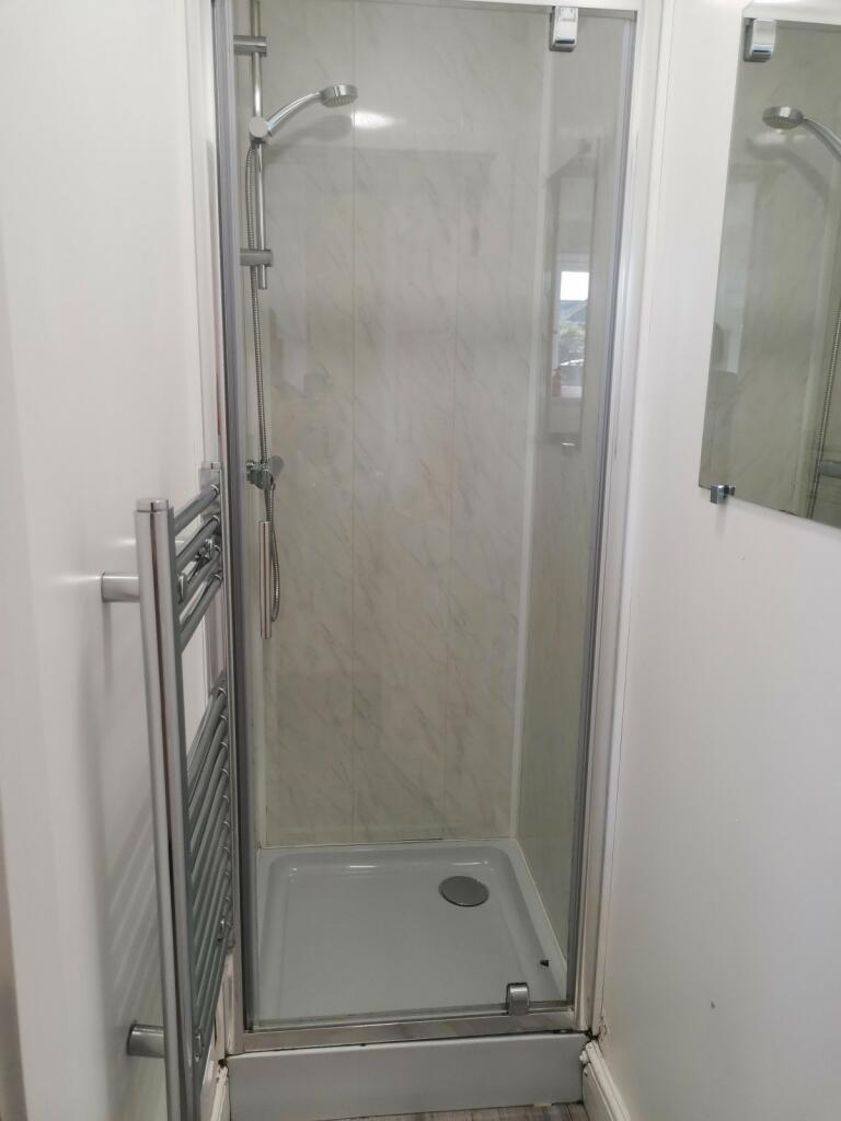 Additional image 12 of 6 bedroom Detached House in Winton