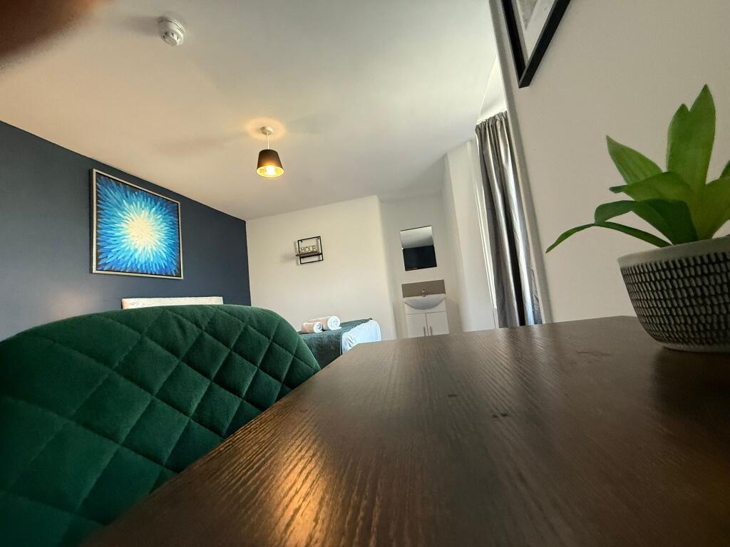 Additional image 7 of 32A Western Road