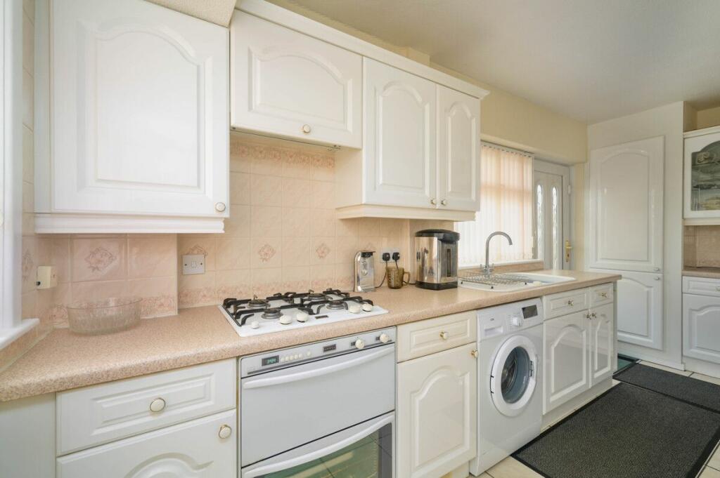 Additional image 7 of Kingsdale Avenue, Drighlington, Bradford