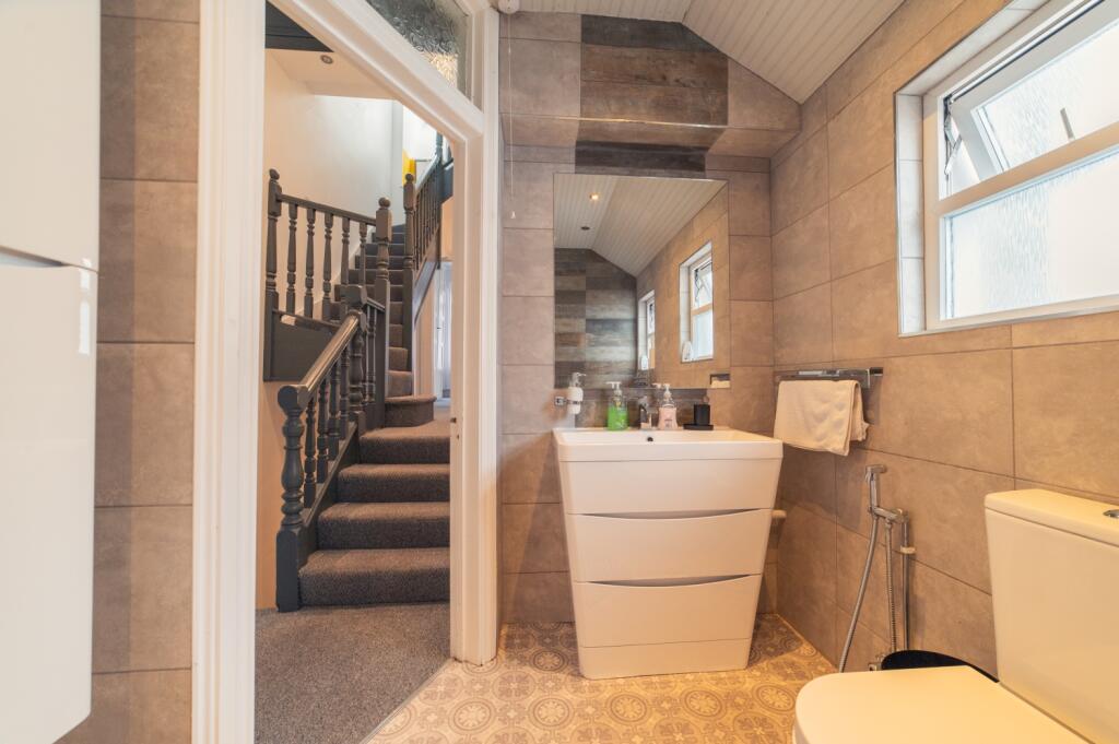 Additional image 29 of Corporation Road, Grangetown