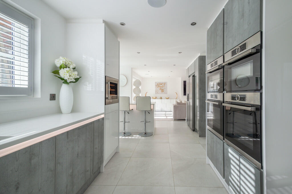 Additional image 6 of Newmarket, Suffolk