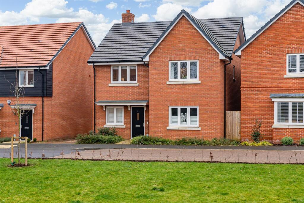 Perkins Way, Welwyn Garden City