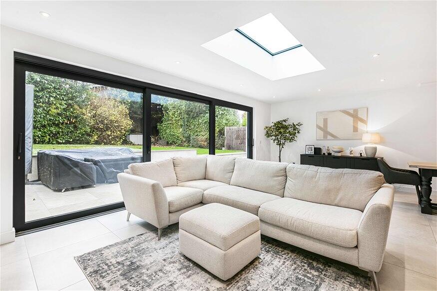 Additional image 3 of Tuffnells Way, Harpenden, AL5