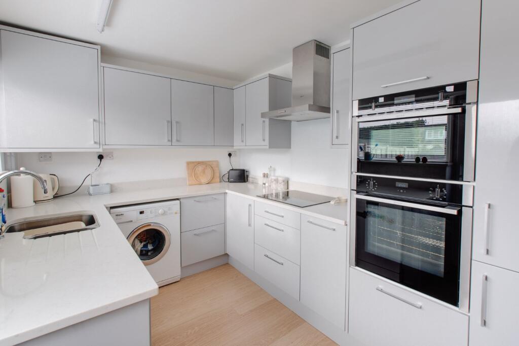 Additional image 8 of Warwick Hall Gardens, Bromsgrove, Worcestershire, B60