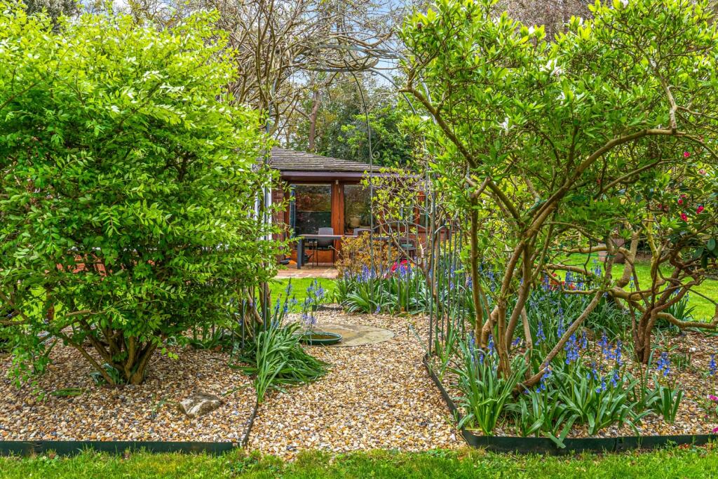 Additional image 10 of Digswell Park Road, Welwyn Garden City, Hertfordshire, AL8