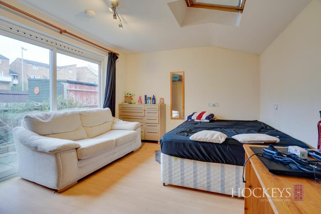 Additional image 11 of Craister Court, Cambridge, CB4