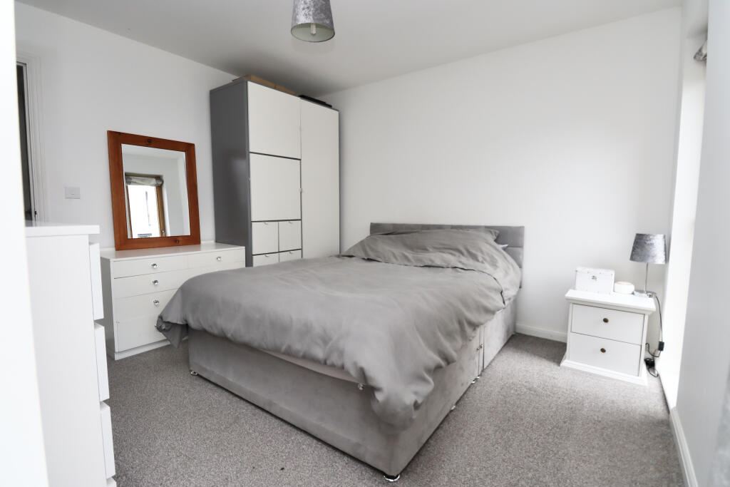 Additional image 7 of Curator Rise, Street