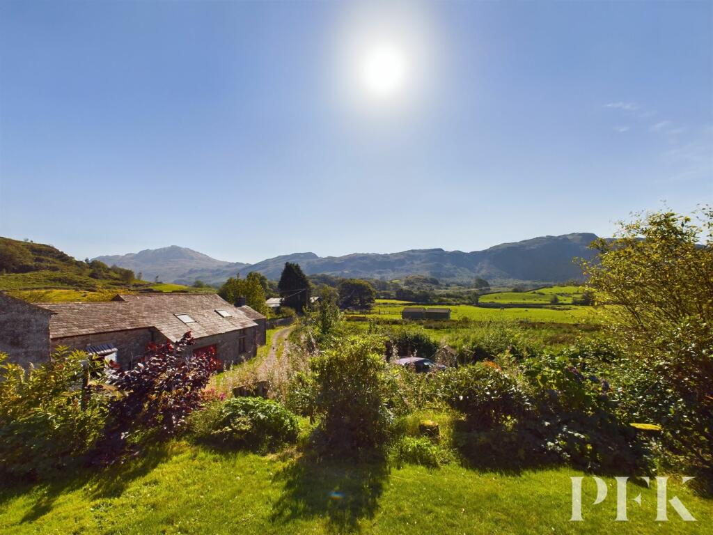 Additional image 2 of Boot, Holmrook, CA19