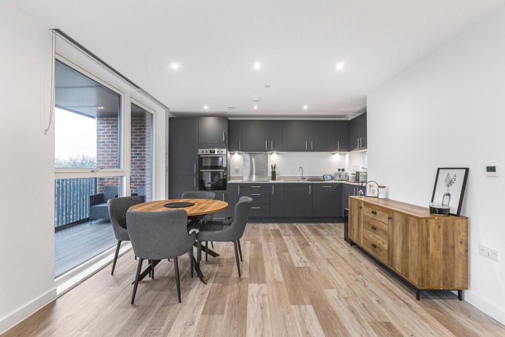 Additional image 5 of Newtown House Town Center, Hatfield, AL10