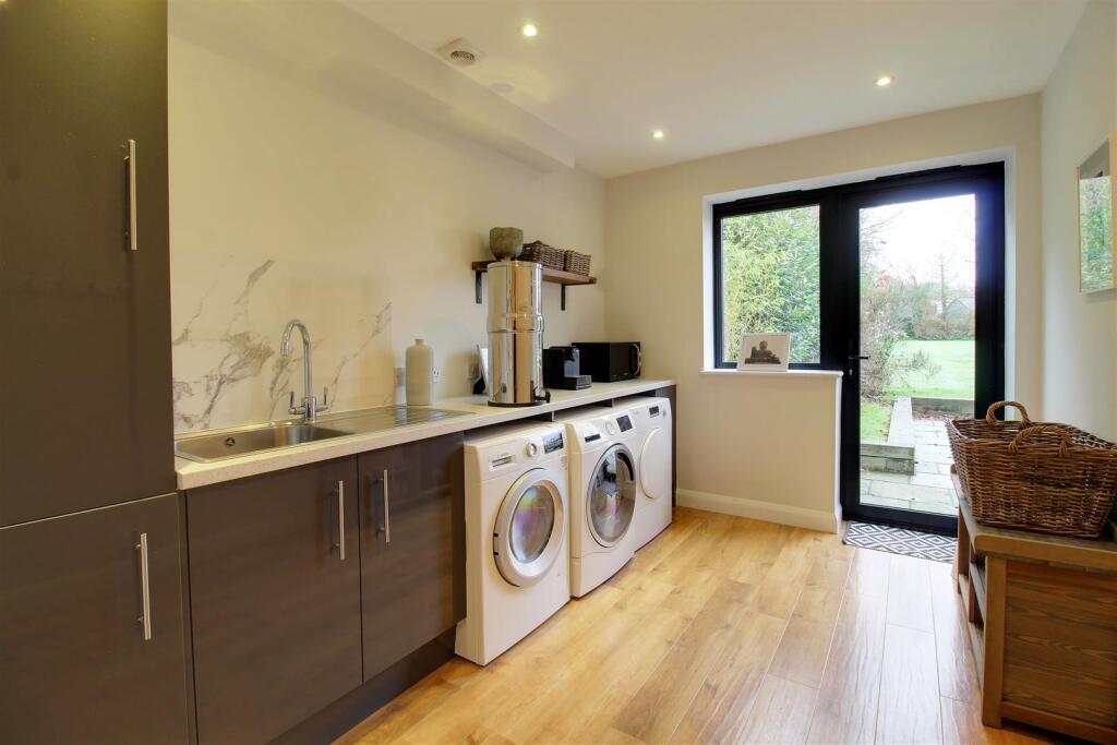 Additional image 22 of Mymms Drive, Brookmans Park