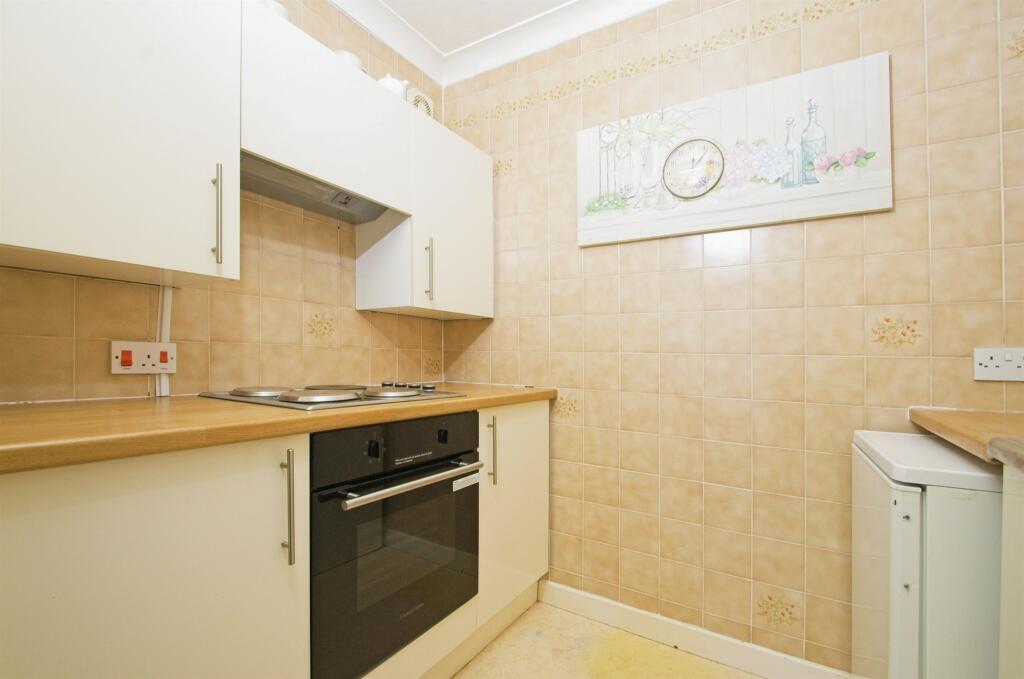 Additional image 12 of Heol Hir, Llanishen, Cardiff