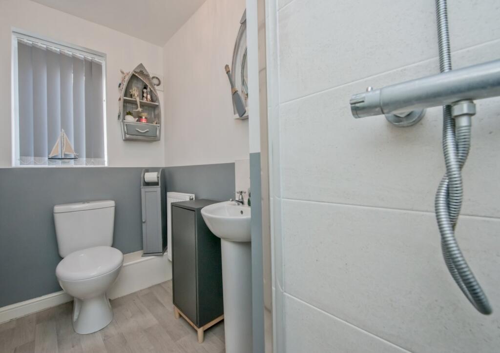 Additional image 8 of Calverley Crescent, Tyersal, Bradford, BD4