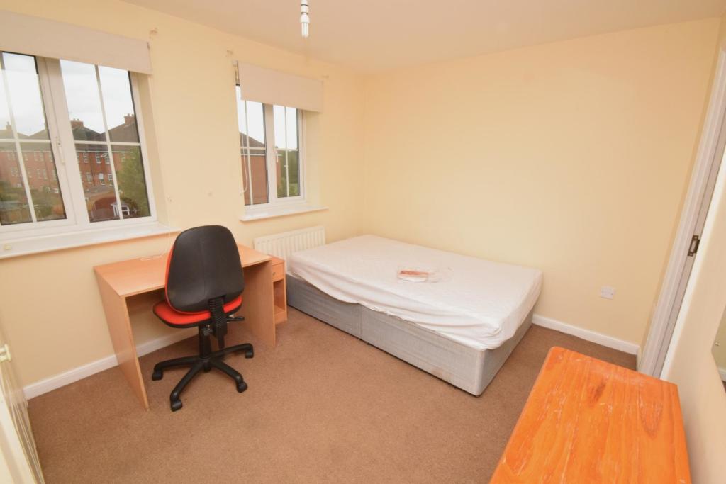 Additional image 8 of Queen Bee Court, Hatfield, AL10