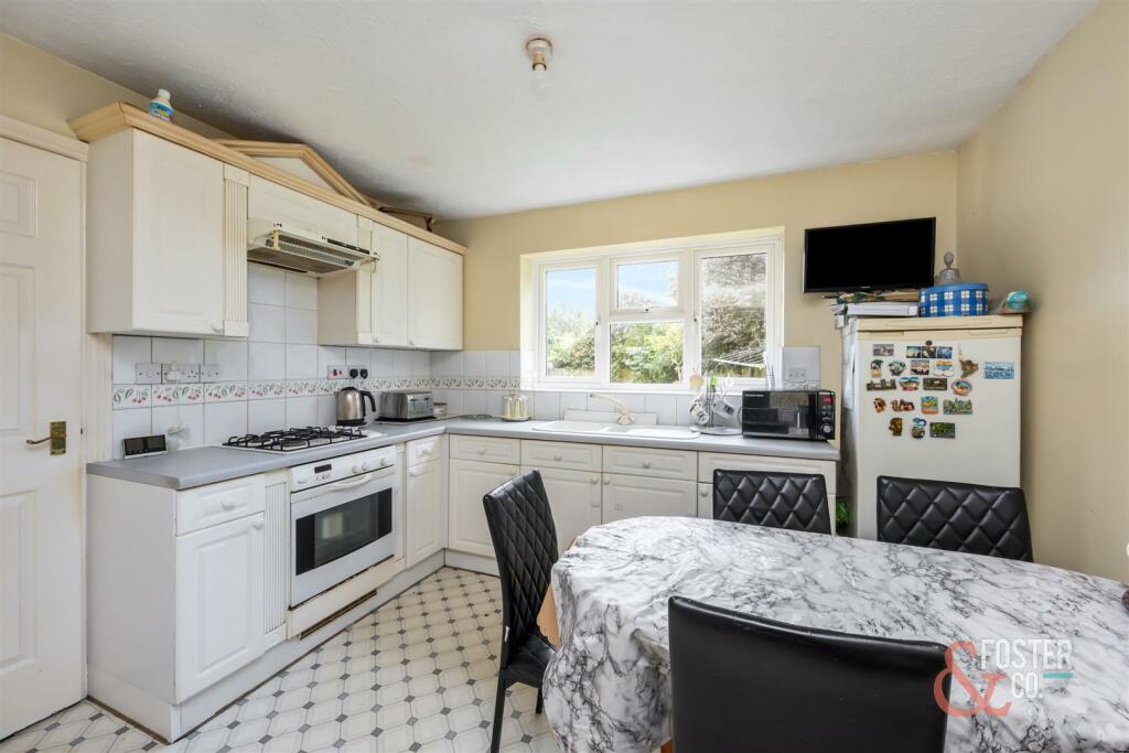Additional image 5 of Stag Close, Henfield
