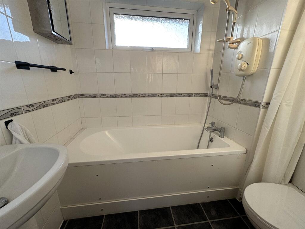 Additional image 7 of Poplar Road, Ashley, New Milton, Hampshire, BH25