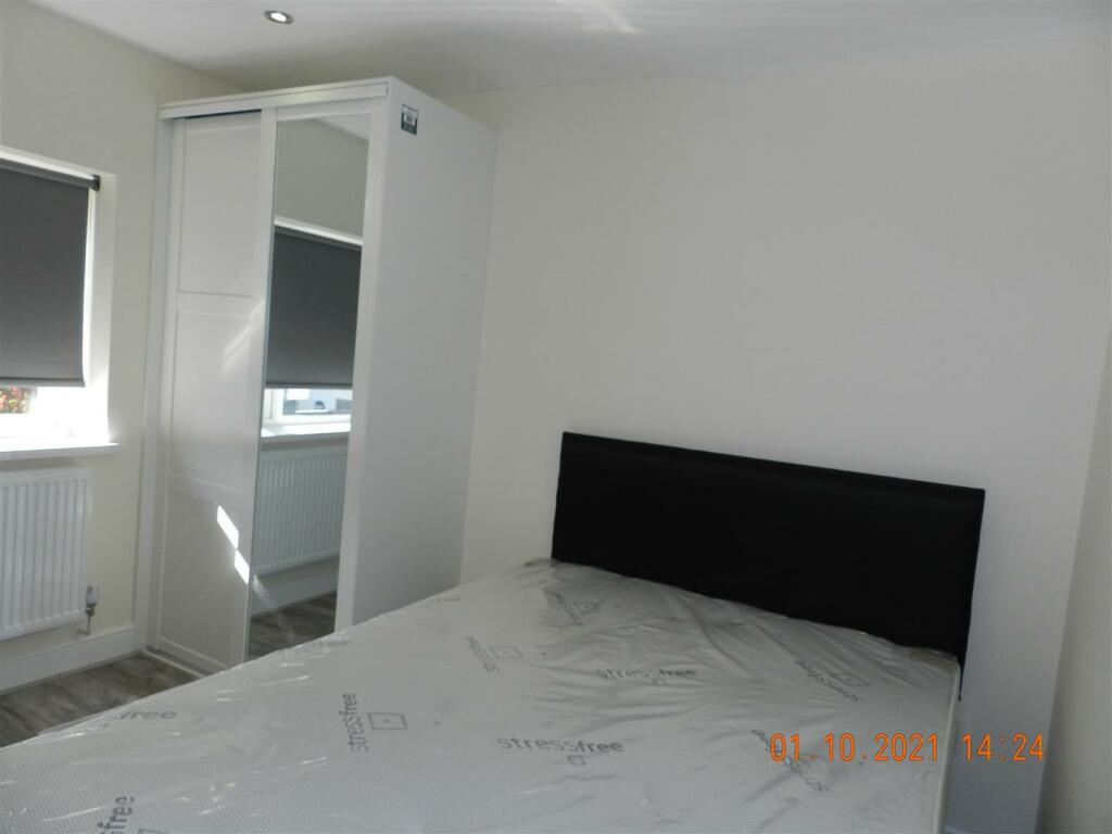 Additional image 6 of 1 Bed Flat, Cyrril Crescent