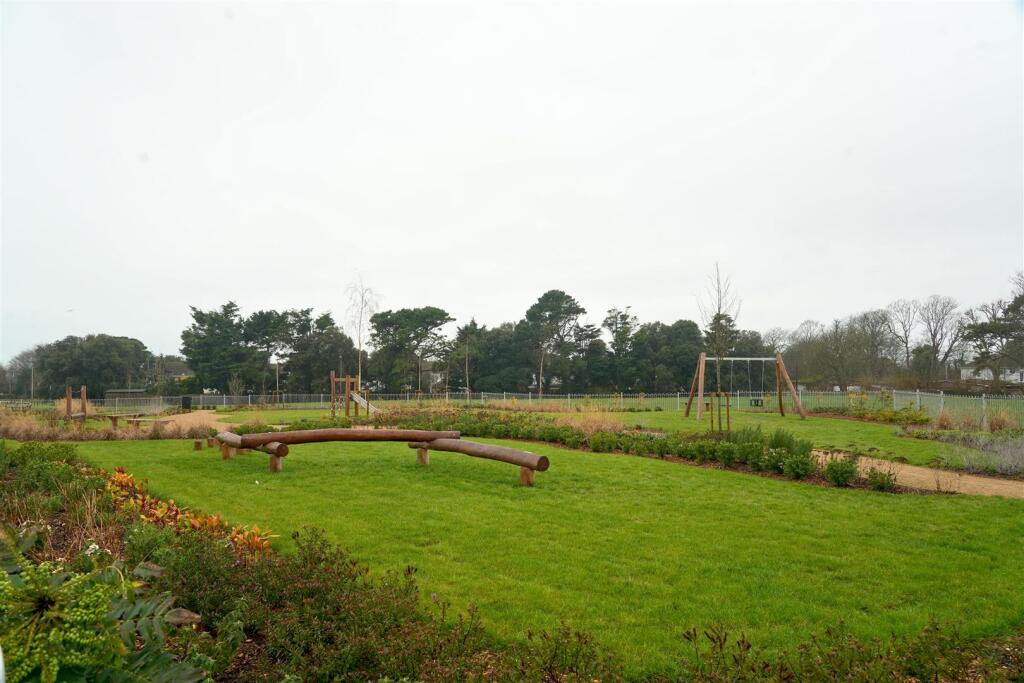 Additional image 9 of 3 Newlands Place, Seaford