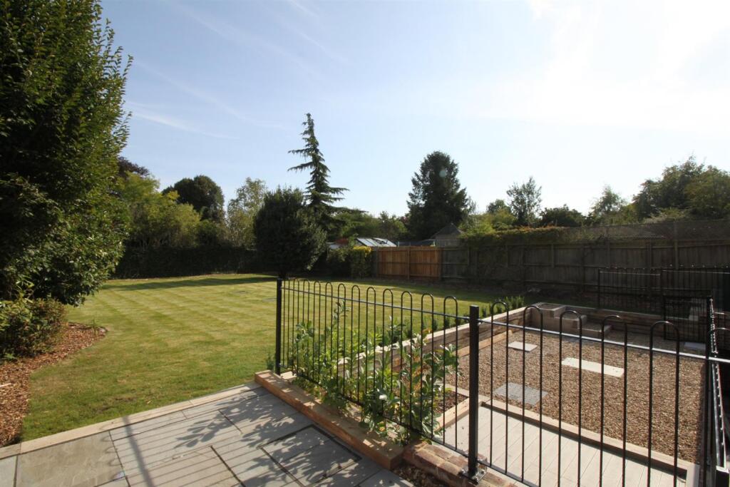 Additional image 11 of Flat 3, 317 Hills Road, Cambridge