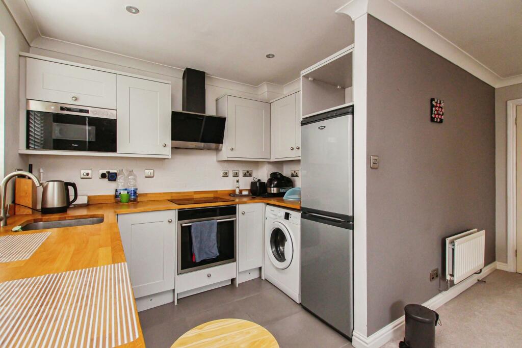 Additional image 4 of Humphries Way, Milton, Cambridge, Cambridgeshire, CB24