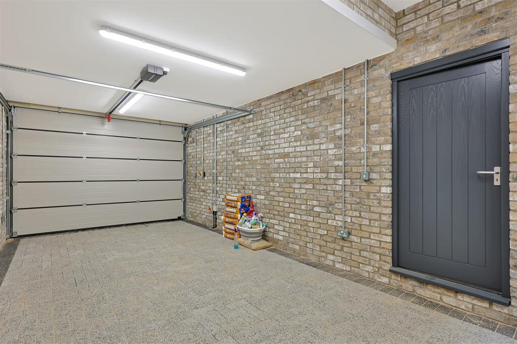 Additional image 22 of Station Road, Histon