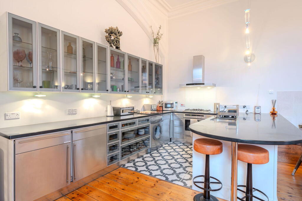 Additional image 11 of Wine Street, Frome, BA11 1EN