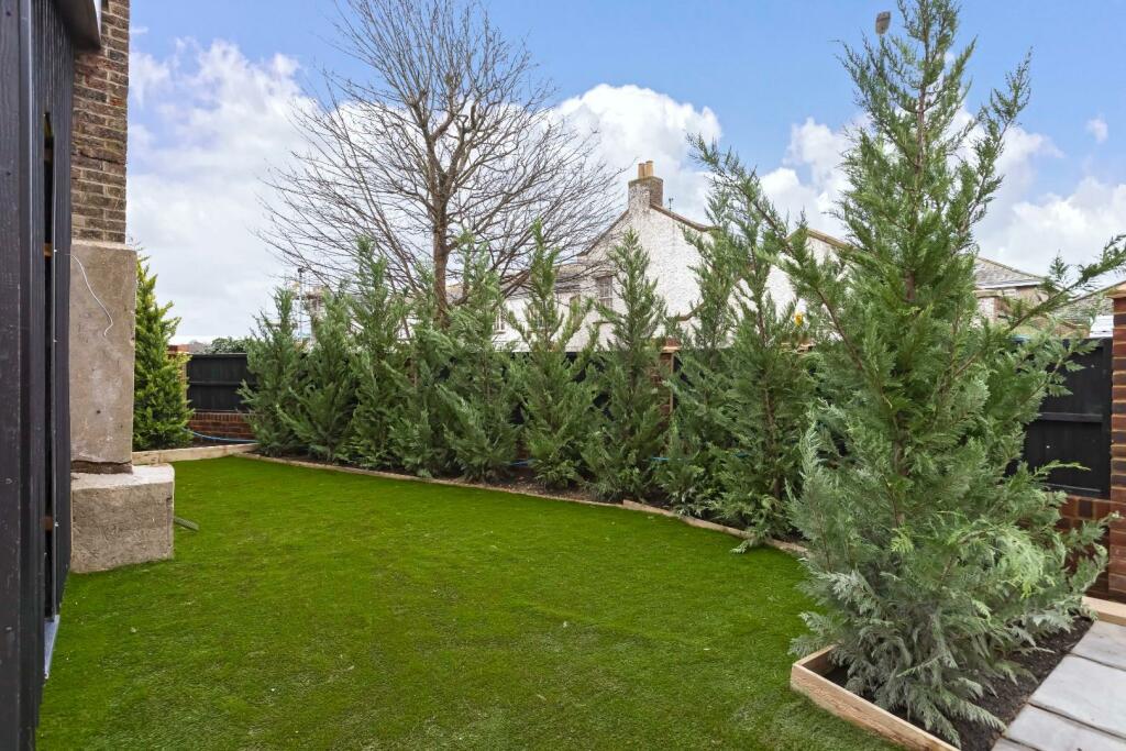 Additional image 18 of Mile Oak Road, Portslade, Brighton