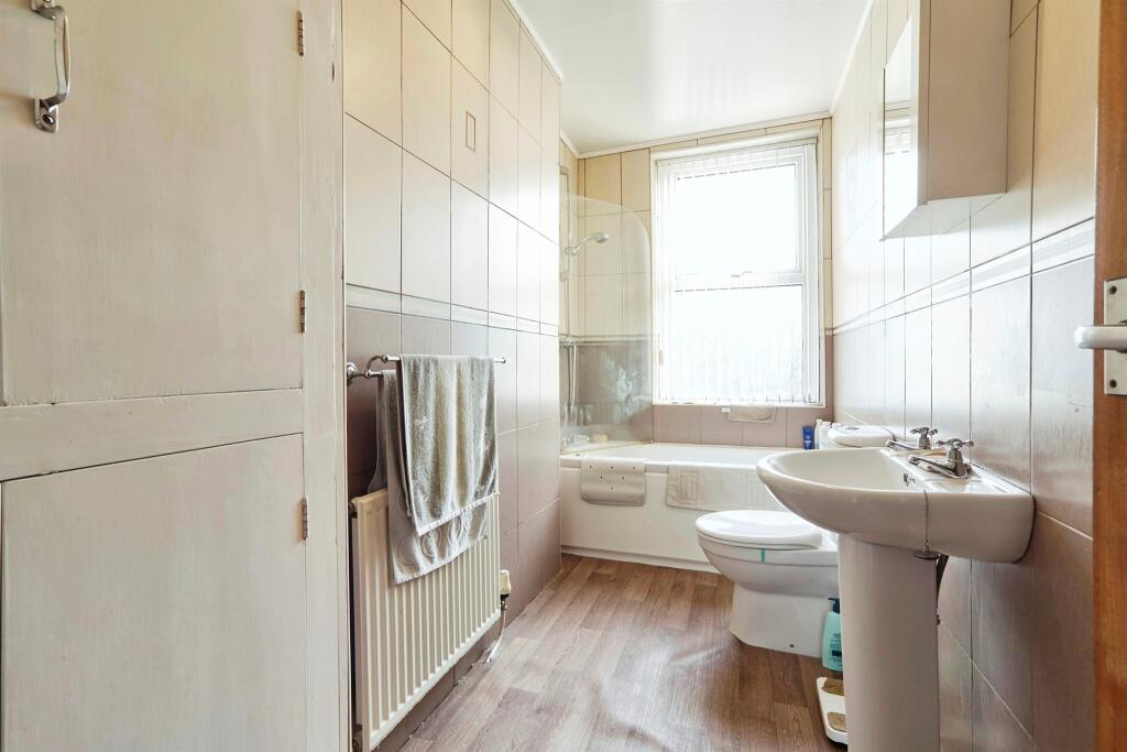 Additional image 10 of Long Lee Lane, Keighley