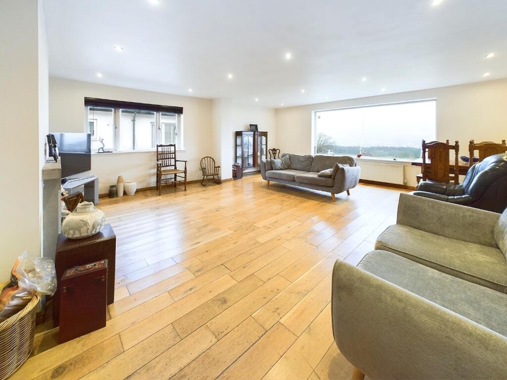 Additional image 8 of Moor View Drive, Bingley