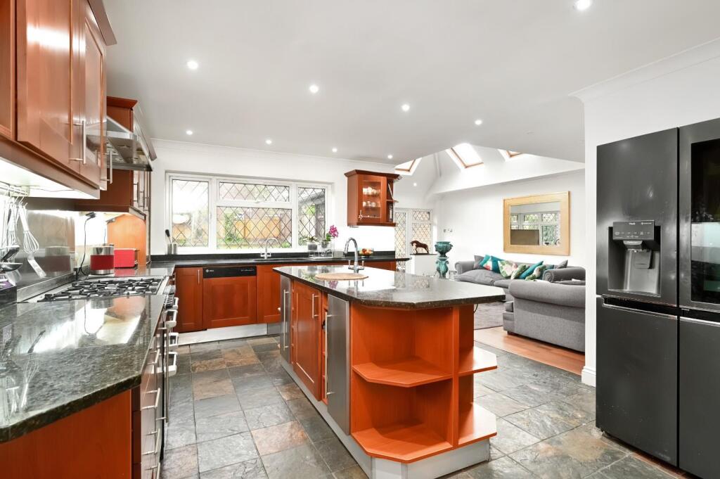 Additional image 6 of The Droveway, Hove