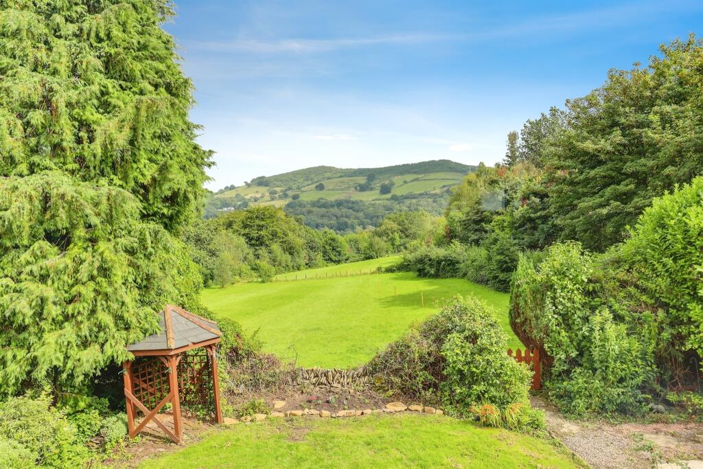 Additional image 25 of Glebeland Cottages, Gwaelod-Y-Garth, Cardiff