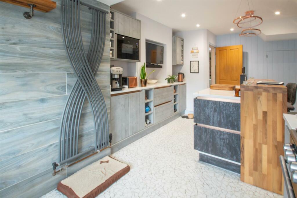 Additional image 8 of Hamlet Road, Haverhill