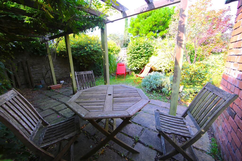 Additional image 28 of Roath Court Road, Cardiff