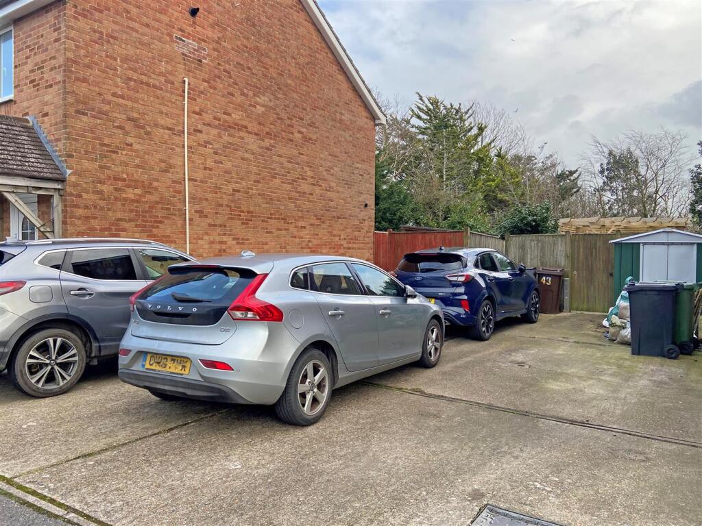 Additional image 10 of Howlett Drive, Hailsham