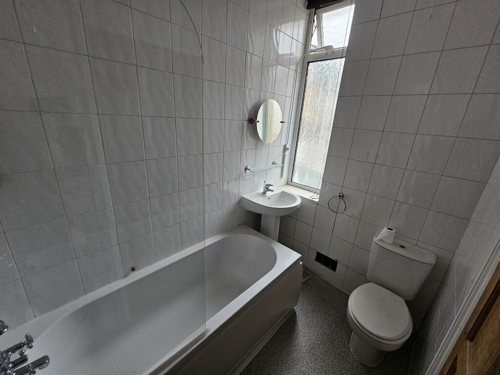 Additional image 4 of Flat 25, Meeching Place, Church Hill, Newhaven, East Sussex, BN9