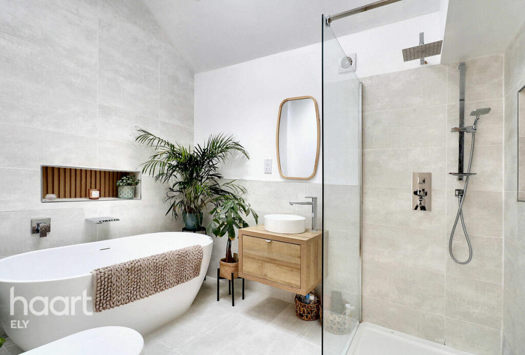 Additional image 13 of Lynn Road, Chettisham