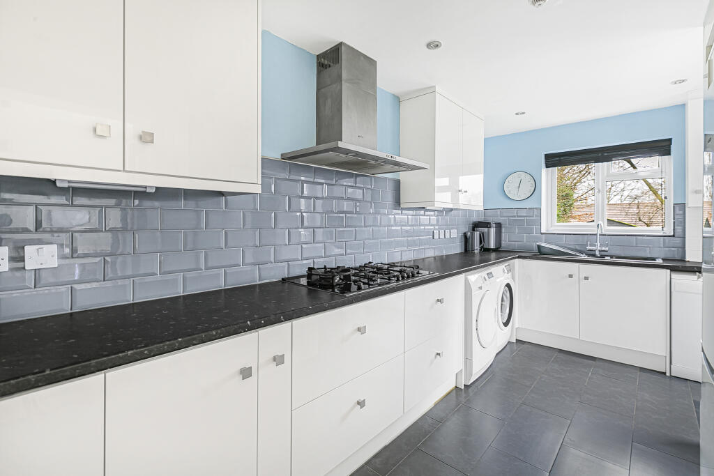 Additional image 4 of Harwood Hill, Welwyn Garden City, Hertfordshire, AL8