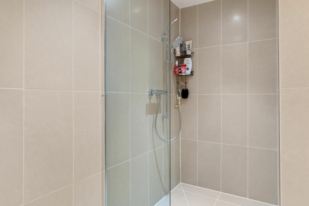 Additional image 40 of Scholars Walk, Cambridge, CB4