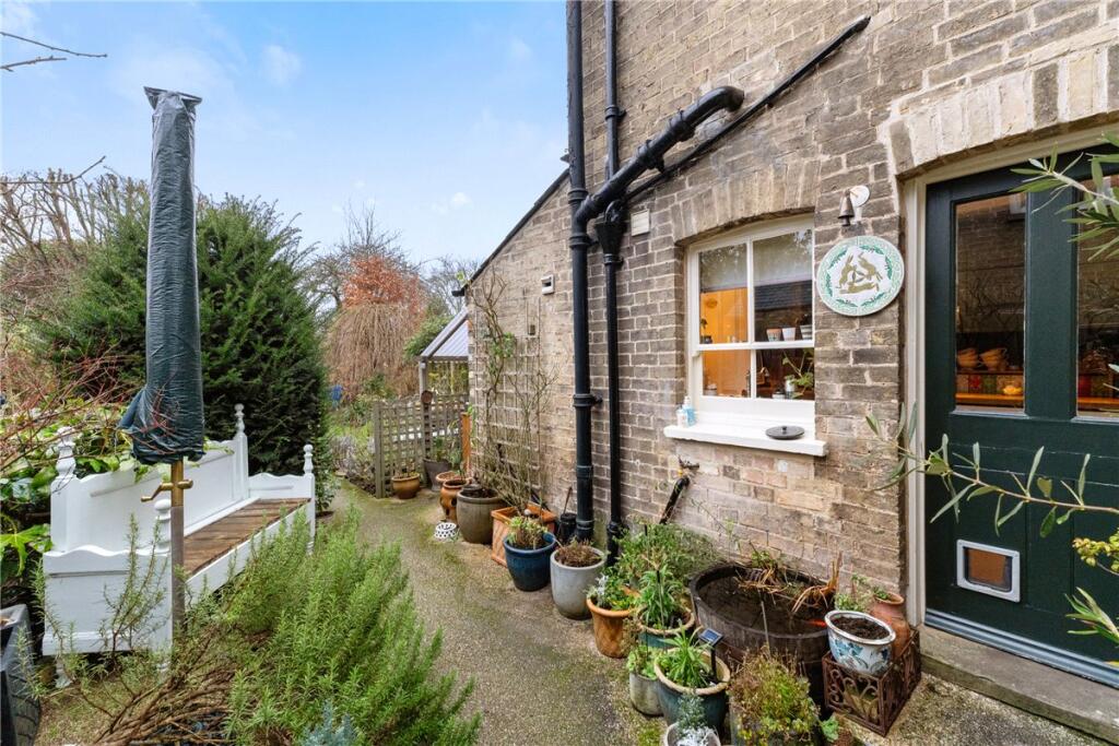 Additional image 18 of Selwyn Road, Cambridge, CB3