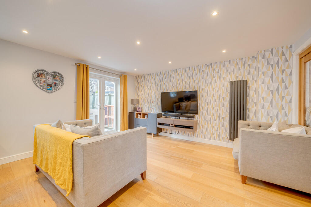 Additional image 20 of Aspen Close, Gomersal