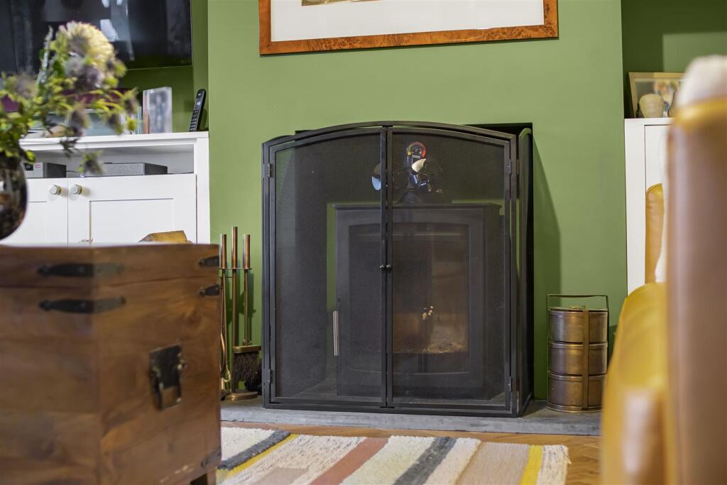 Additional image 11 of Beeches Close, Saffron Walden