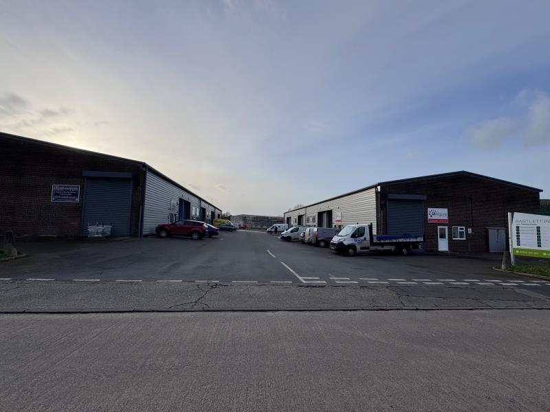 Additional image 4 of Industrial Unit To Let, 4 Bartlett Park, Yeovil BA20 2PJ