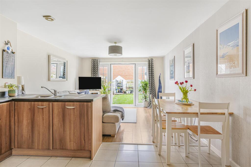 Additional image 22 of Westview Close, Peacehaven