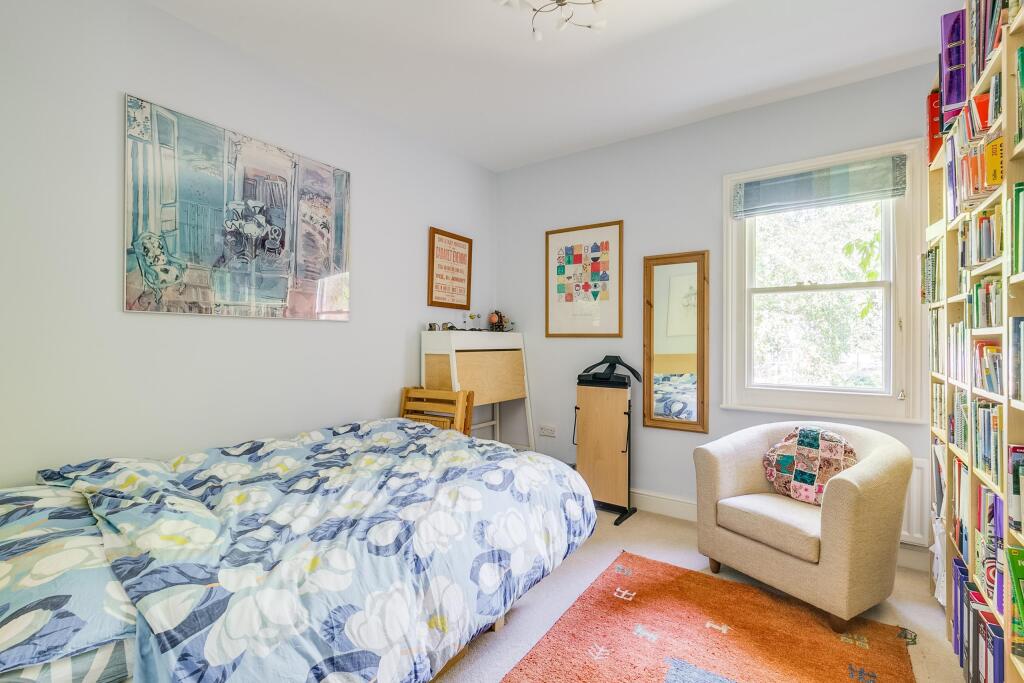 Additional image 9 of Hall Place Gardens, St Albans, AL1